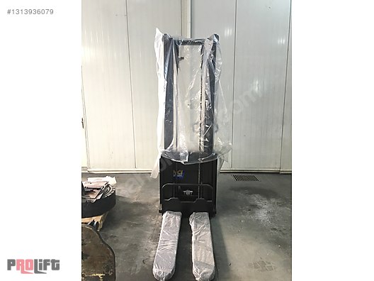 Clark WSX12 1,2 ton İstif Makinesi