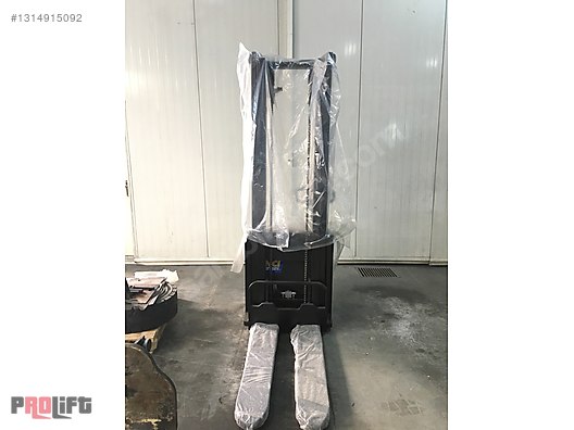 Clark 1,2 ton İstif Makinesi