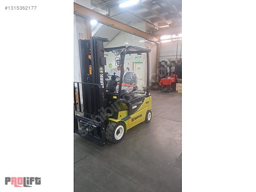 Clark 2 ton Lityum Akülü Forklift