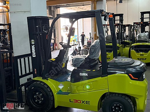 Clark 3 ton Lityum Akülü Forklift