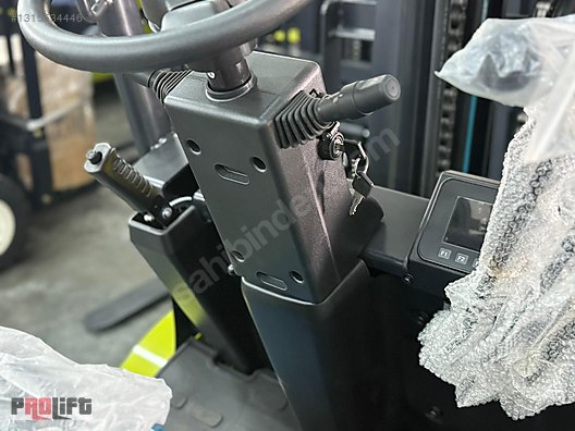 Clark 3 ton Lityum Akülü Forklift