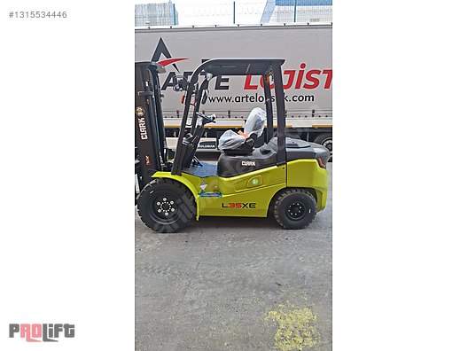 Clark 3 ton Lityum Akülü Forklift