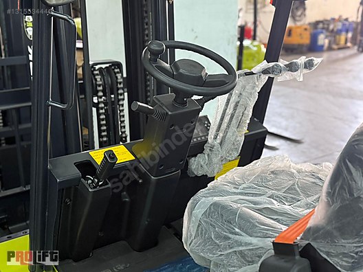 Clark 3 ton Lityum Akülü Forklift