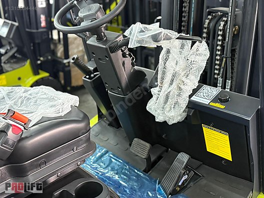Clark 3 ton Lityum Akülü Forklift