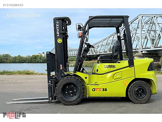 Clark 3 ton Dizel Forklift