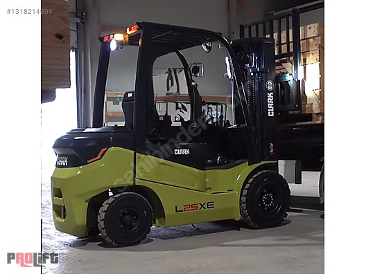 Clark 3 ton Lityum Akülü Forklift